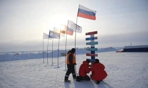 Russia increases military presence in the Arctic, potentially threatening Svalbard — DW