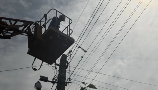 Ворог атакував Запоріжжя, внаслідок цього пошкоджено електромережі