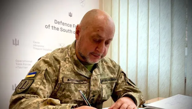 Волошин зазначає, що на півдні фронт напружений, але без різких змін