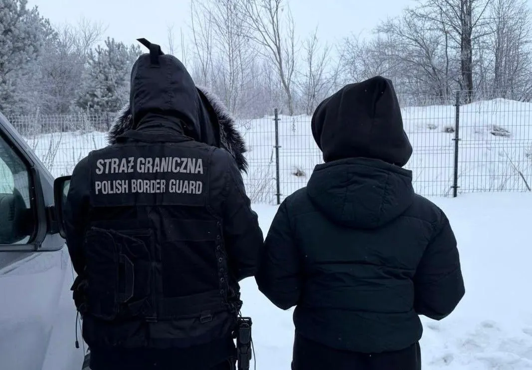 У Польщі затримали 8 учасників контрабанди метеокулями з Білорусі