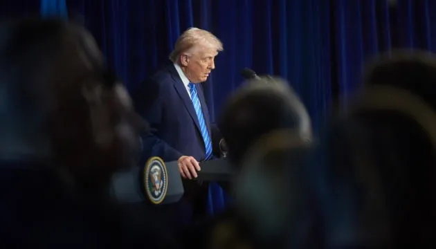 Трамп прокоментував ситуацію в Ірані: зміна режиму буде найкращим результатом