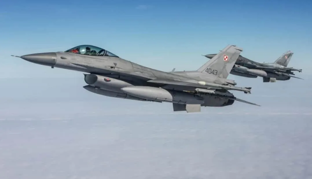 Польща підняла винищувачі через атаку РФ на Україну