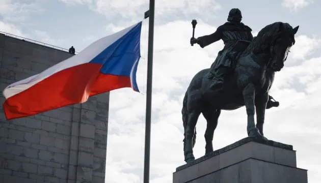 Чехи підтримують продовження допомоги Україні