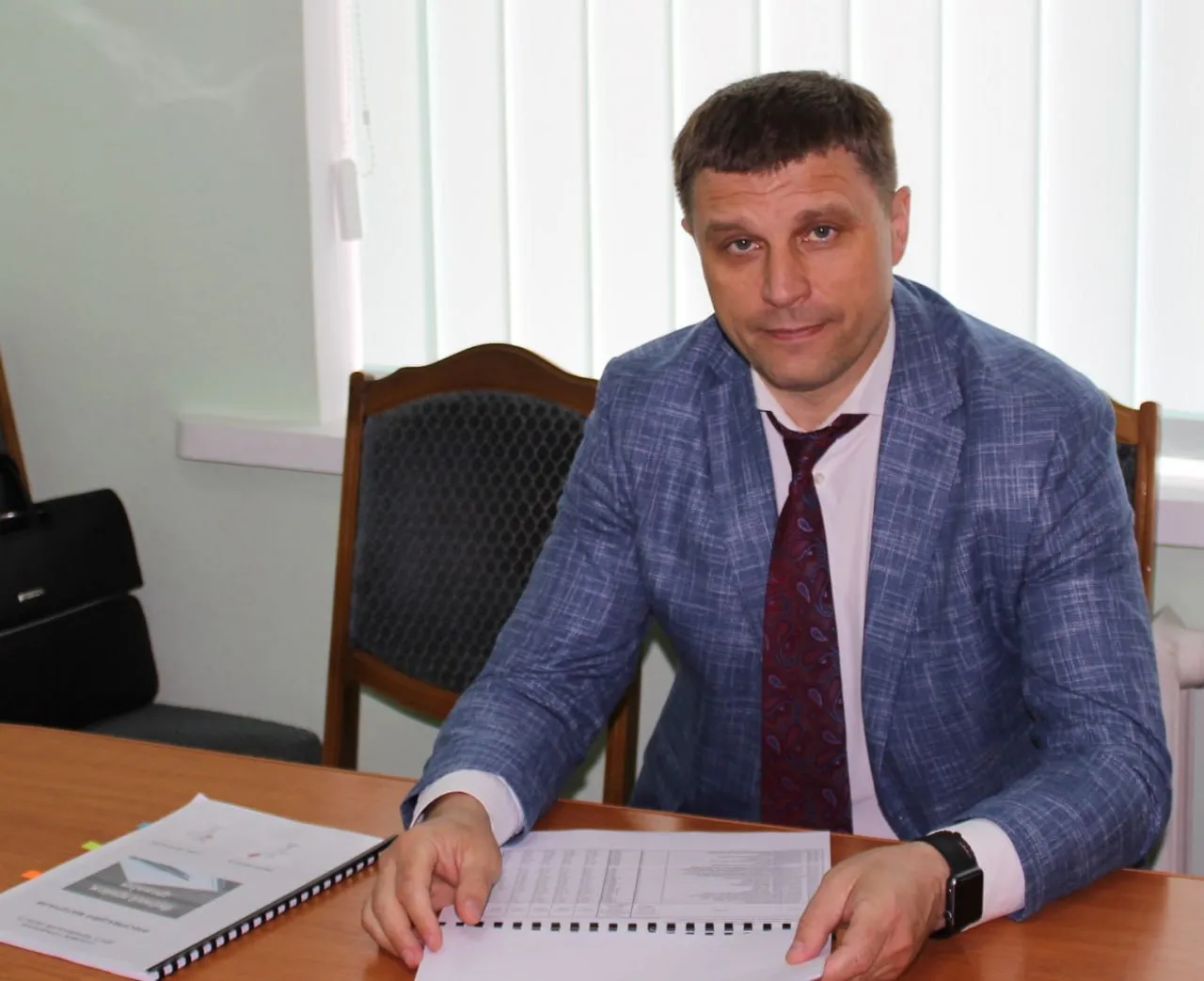 Старший аналітик БЕБ Віталій Шпак користується майном матері та тещі