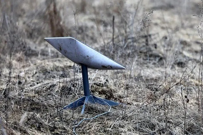 Occupiers lose stable communications after Starlink shutdown