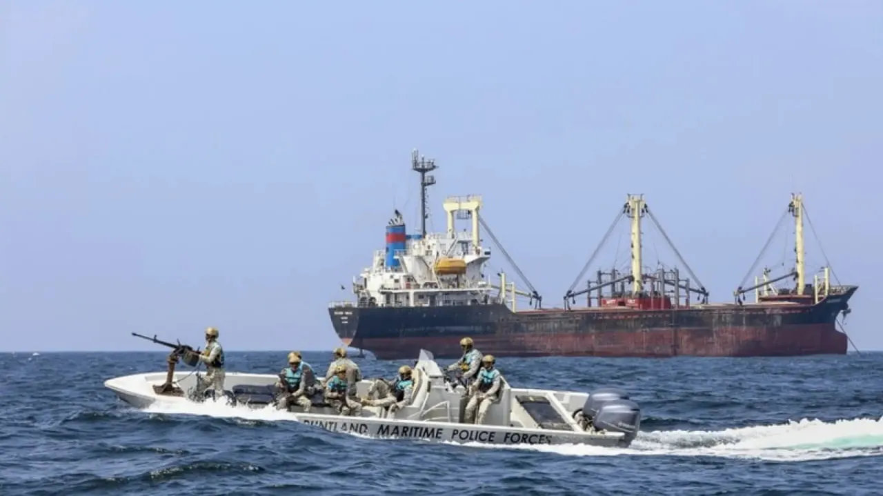 ЄС продовжив місію з безпеки судноплавства в Червоному морі