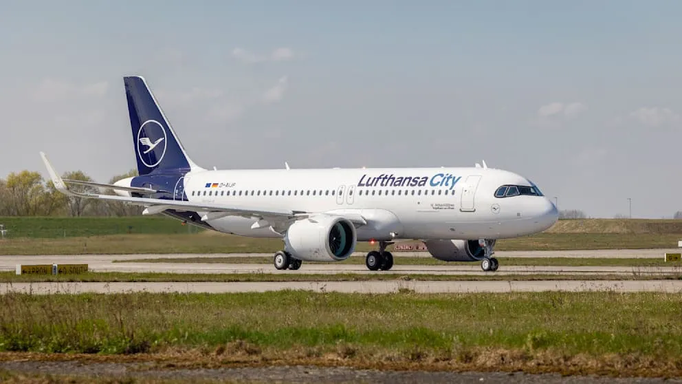 У Мюнхені сотні пасажирів ночували в літаках через снігопад