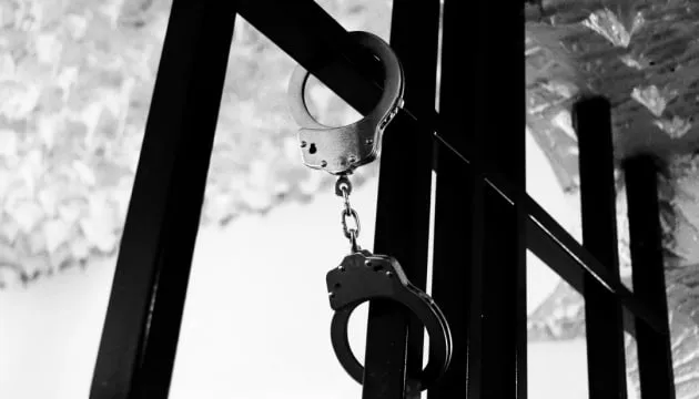 У РФ арештували слідчого за хабарі та фальсифікації справ проти Джемілєва і Чубарова