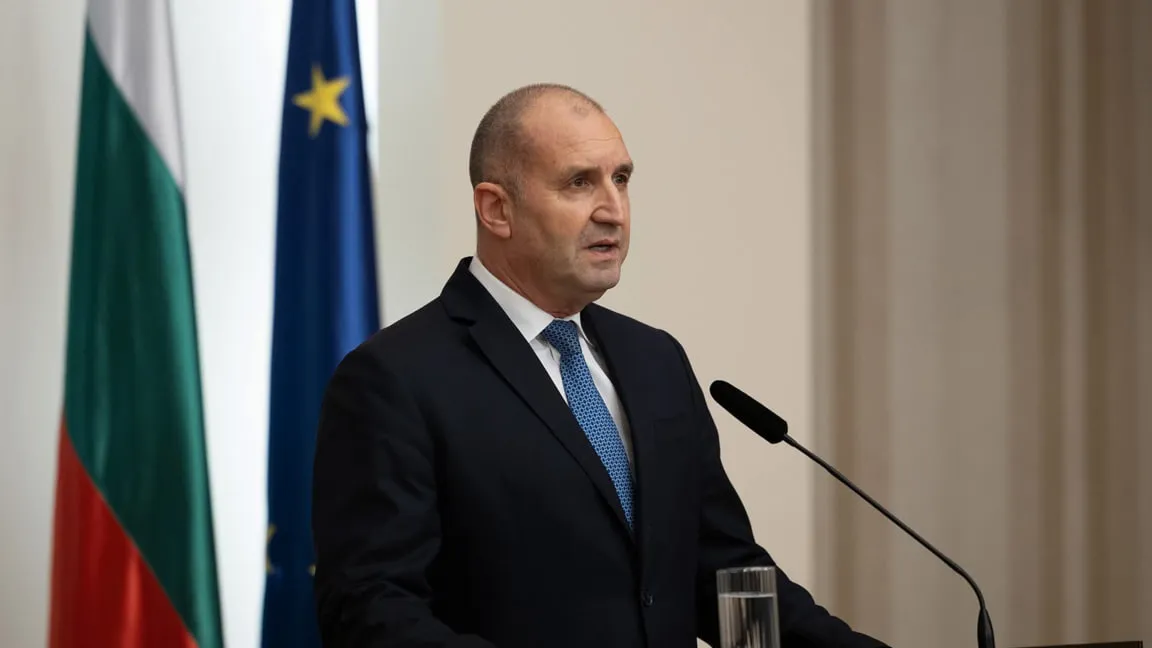 Експрезидент Болгарії Радев оголосив, з ким піде на дострокові вибори