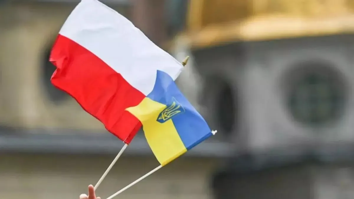 Посольство пояснило зміни для українців у Польщі після 5 березня