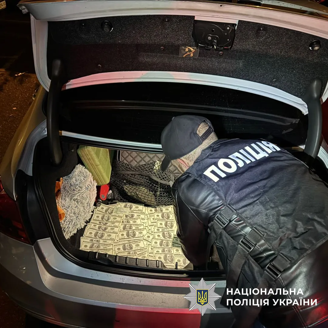 У Києві судитимуть посадовця, який вимагав $36 тисяч за виключення з військового обліку