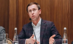 Посольство Ірану пропонує українцям залишити дописи у книзі жалоби з приводу ліквідації аятолли Хаменеї