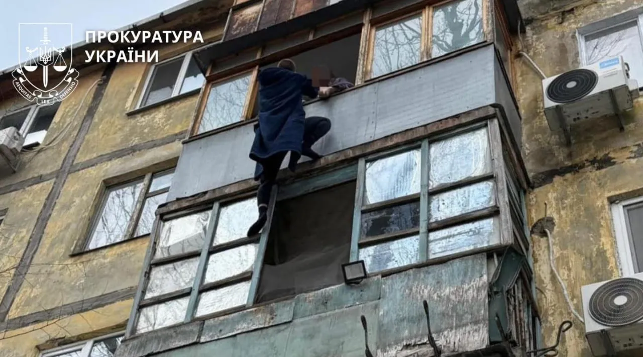 У Дніпрі викрили схему допомоги військовим у дезертирстві за гроші