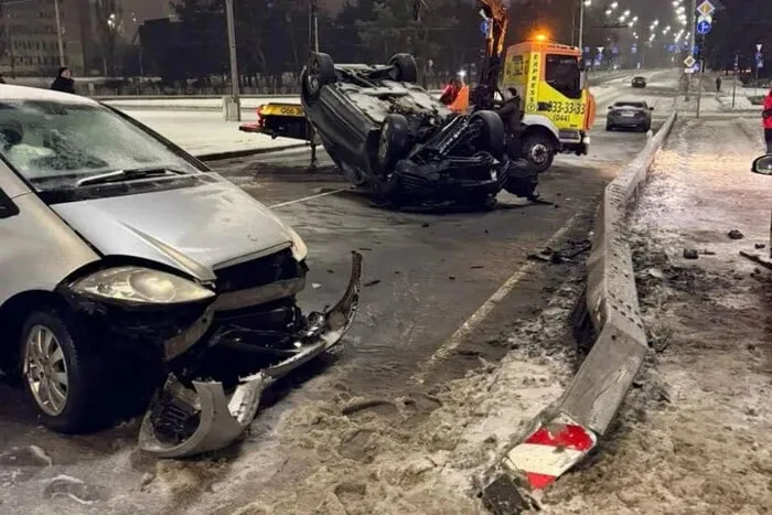 У КМДА переклали відповідальність за нечищені дороги у Києві на прокуратуру