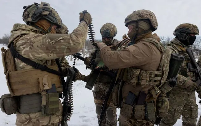 Під Куп’янськом ЗСУ знешкодили групу росіян, які намагалися мінувати дорогу (відео)