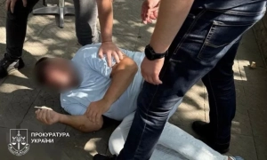 Президент отримав петицію із закликом ввести санкції проти Порошенка