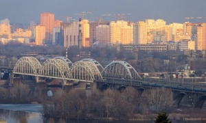 У Маріуполі на місці майже 30 багатоповерхівок окупанти зробили «пустелю»