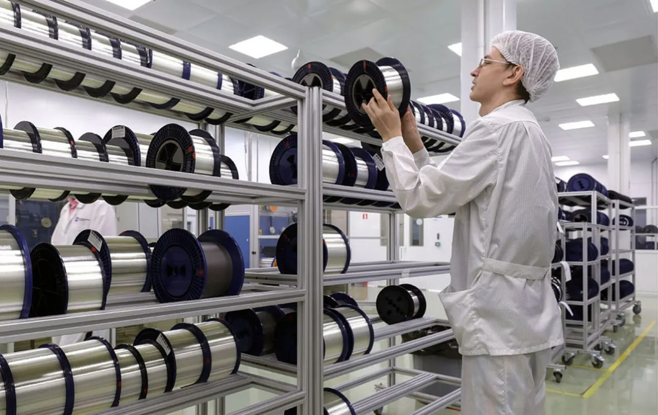 У Росії виник дефіцит оптоволокна через зупинку заводу