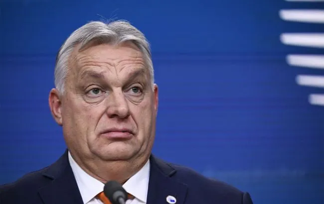 Орбан поїхав з перевірками на АЗС і пообіцяв виборцям фіксовані ціни на паливо