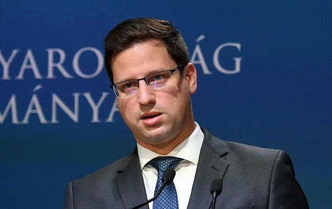 Угорщина поверне автівки «Ощаду» порожніми та поставила умову щодо грошей і золота