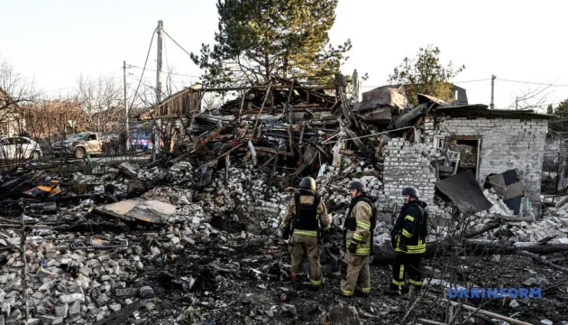 Через авіаудар по Запоріжжю кількість постраждалих зросла до 18 людей (фото)