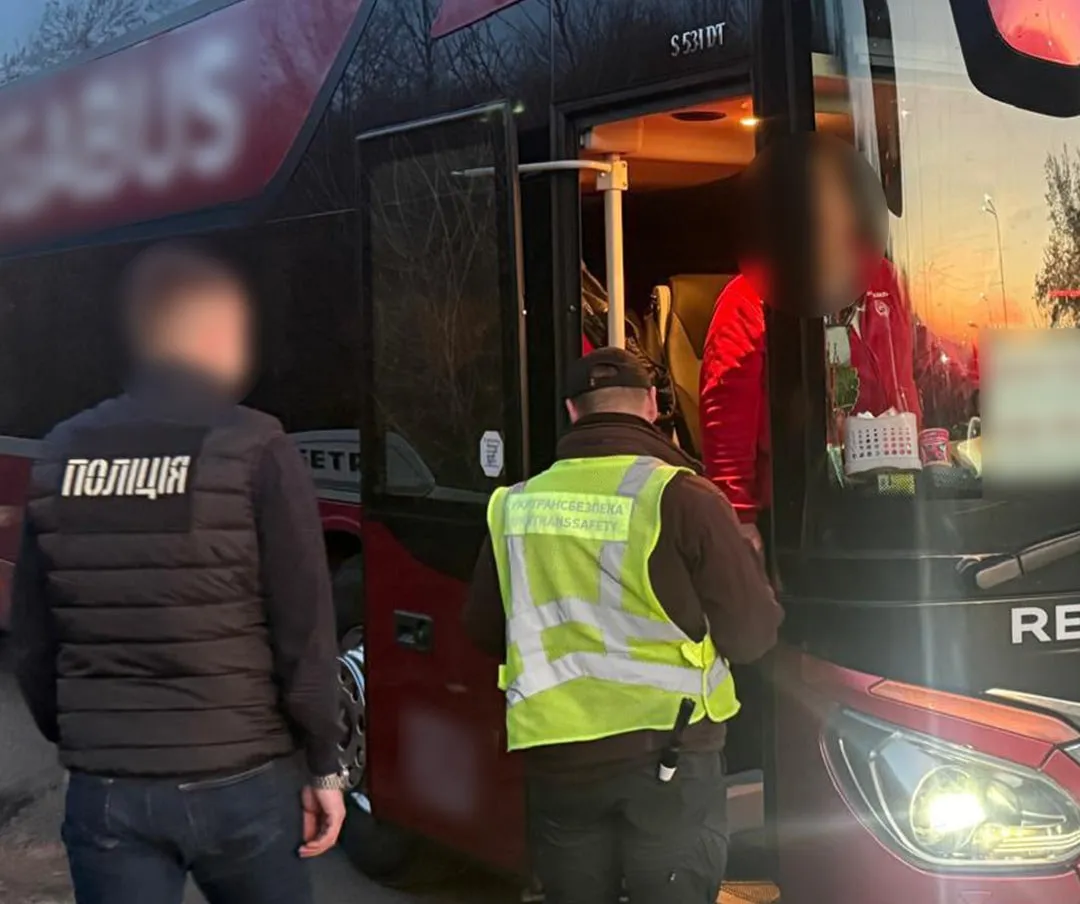 Нацполіція викрила схему перевезень до ЄС без сплати податків