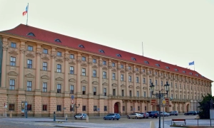 На росії сильно уповільнюють YouTube 