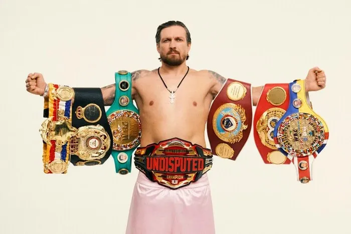 Тайсон назвав Усика обличчям сучасного боксу