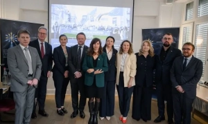 У Києві та області ліквідували міжнародний канал торгівлі кокаїном (фото)