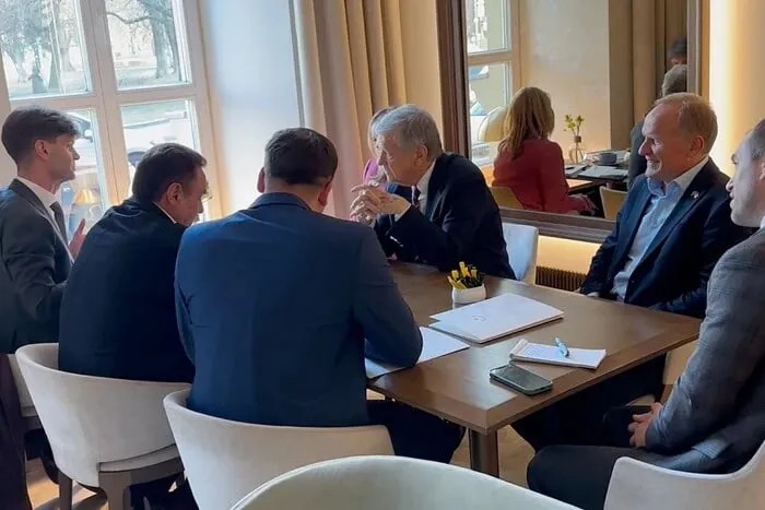 Посланець Трампа провів таємну зустріч у Литві перед поїздкою до Мінська