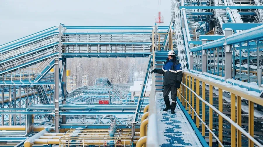 «Газпром» повідомив про нові атаки дронів ЗСУ на компресорні станції