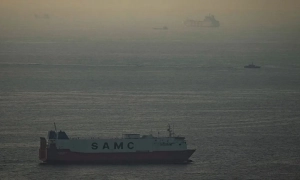 У «файлах Епштейна» показали кімнату для стеження з десятками моніторів