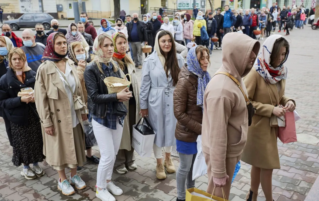 Великдень 2026 в Україні, чому святкуватимуть 5 або 12 квітня - пояснення розбіжностей