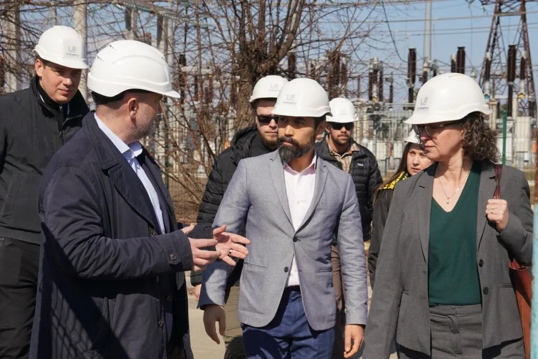 Делегація США оглянула наслідки атак РФ на підстанції «Укренерго»