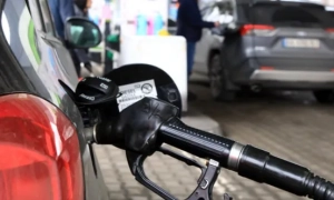 Партія «Голос» припинила депутатські повноваження Вакарчука 