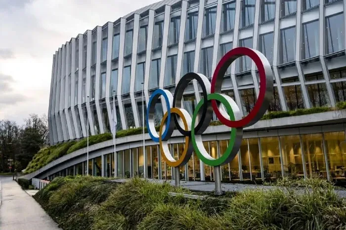 МОК заборонив участь трансгендерів у жіночих змаганнях