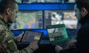 Зеленський прокоментував нападки Безуглої на Залужного