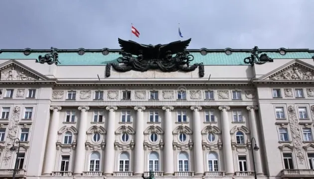 Австрія може заборонити соцмережі дітям до 14 років