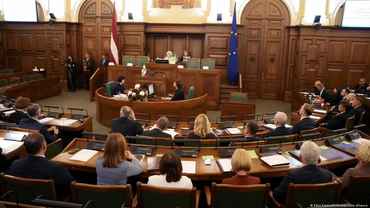 У Латвії скасували норму про контент мовами меншин на суспільному ТБ