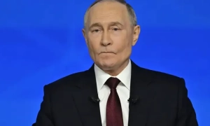 Болтон подтвердил, что Трамп блокировал помощь Украине из-за Байдена