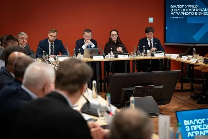 Уряд анонсував нові гранти та РЕБ-підтримку для аграріїв