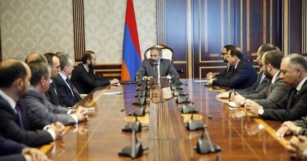 Вірменія вирішила шантажувати Кремль виходом з ОДКБ