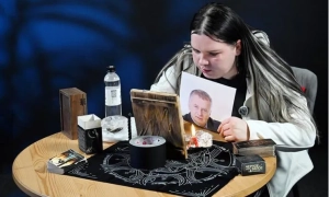 A Russian newspaper spoke with Zhirinovsky's spirit through psychics