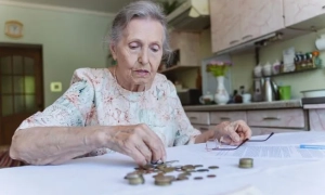 Фото: в Києві зустріли полонених Донбасу