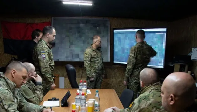 Сирський відвідав Покровський напрямок на тлі активних боїв