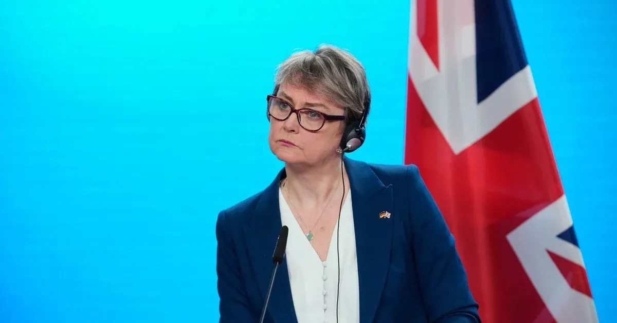 Британія проти ідеї плати за прохід Ормузькою протокою