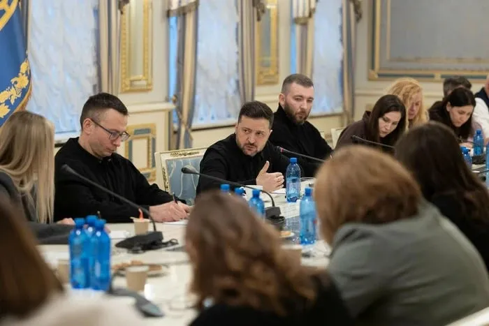 Зеленский о гарантиях безопасности: Украине необходимо военное присутствие союзников