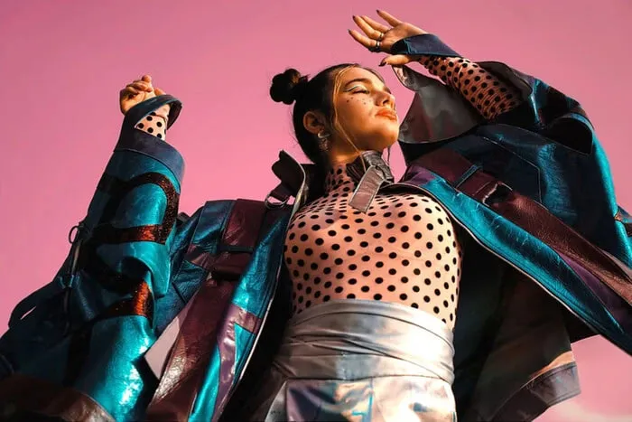 Представительница Бельгии на Евровидении подверглась критике после своего дебютного выступления