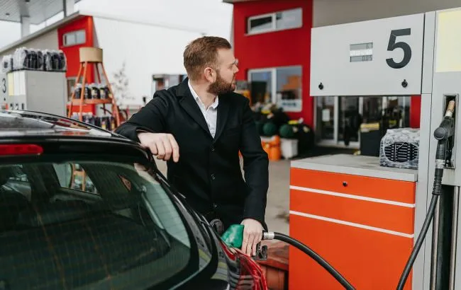 Мировые цены на топливо вновь растут на фоне нестабильности на Ближнем Востоке