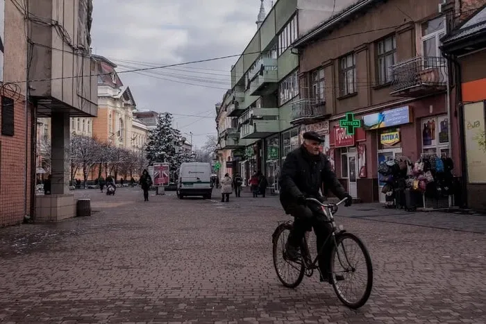 The Guardian повідомляє про угорців в Україні, які підтримують Орбана